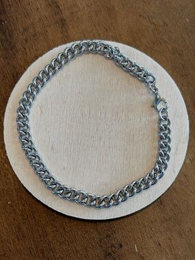 Polished Silver Curb Chain Bracelet